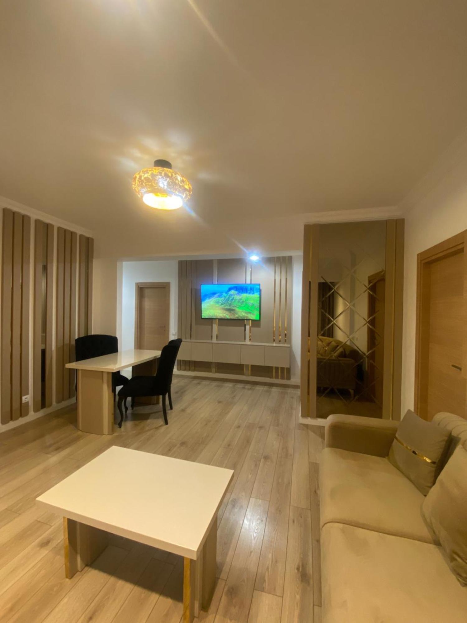 Elegant Suite - Titan Park Bukarest Exterior foto