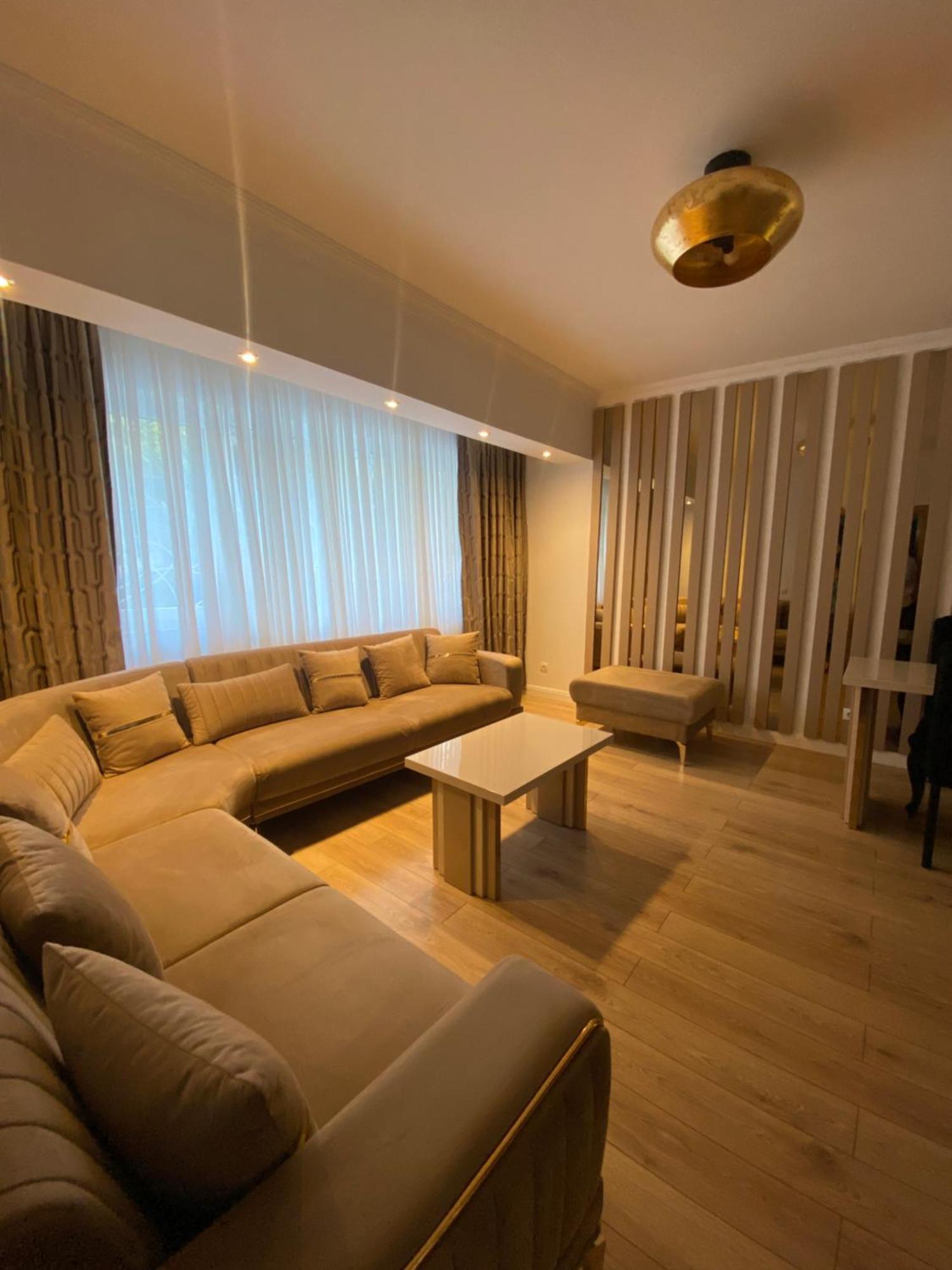 Elegant Suite - Titan Park Bukarest Exterior foto